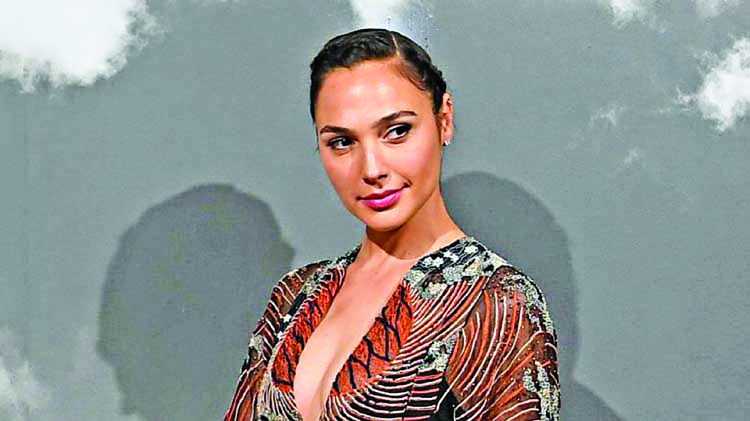 Gal's 'WW84' release pushed until August
