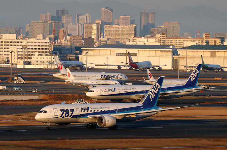Japanese airlines could see ¥1 tril earnings fall on virus pandemic