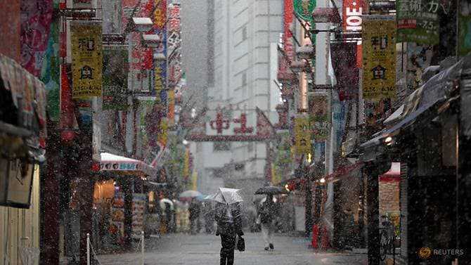 With Japan on brink of COVID-19 emergency, Tokyo might keep schools closed till May