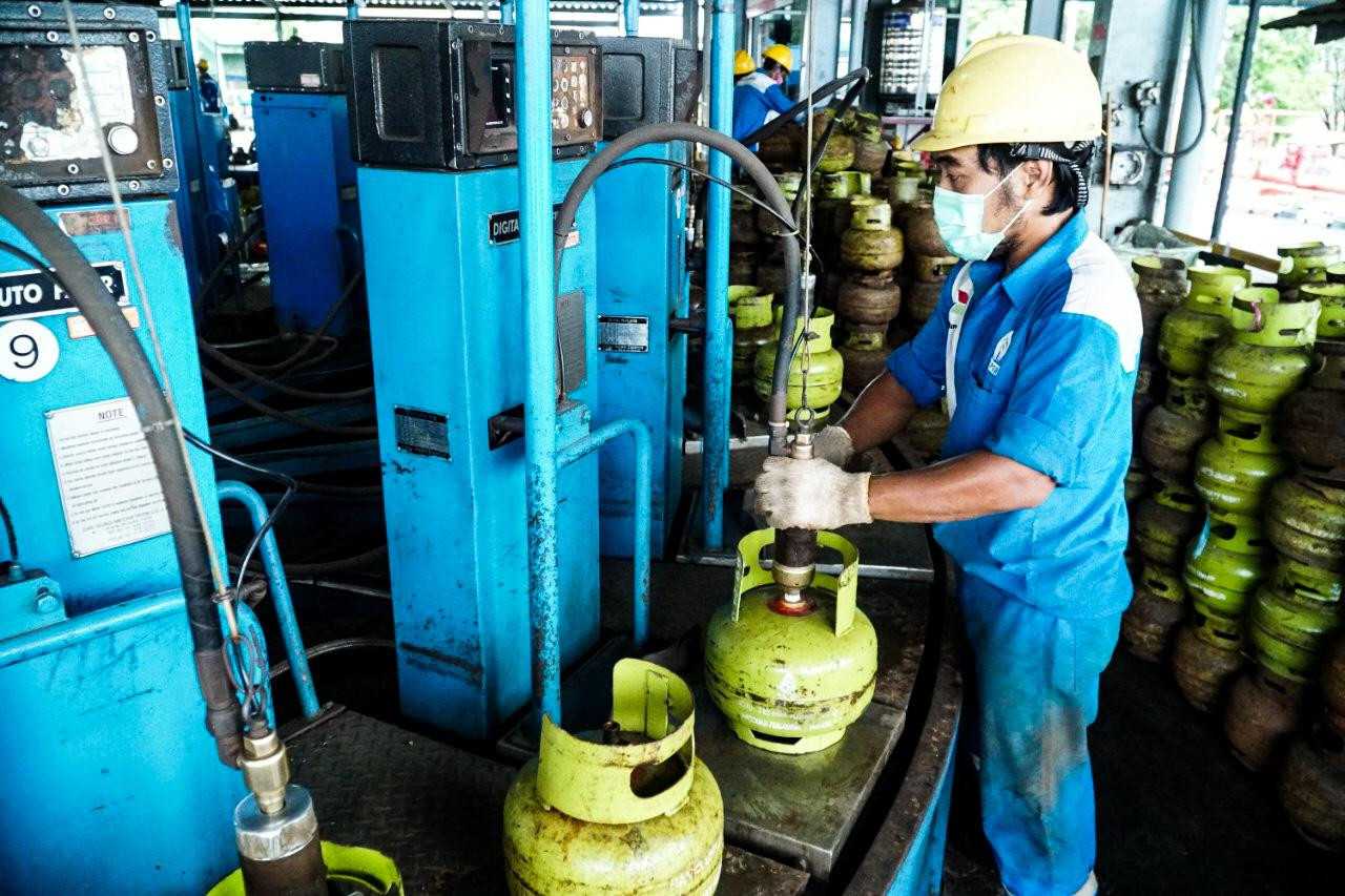 Pertamina secures fuel and household gas supply as more people stay home
