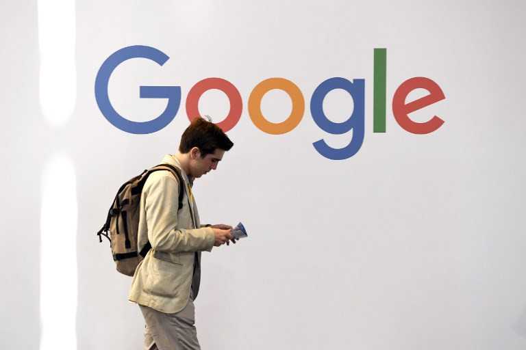 Google ad sales steady after coronavirus drop; Alphabet leads tech share rally