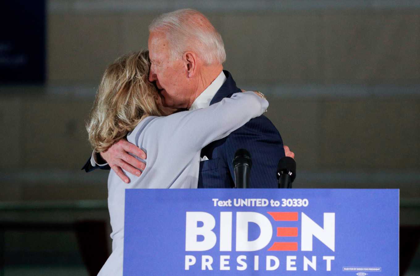 Trump and Republicans narrowly top Biden in April fundraising