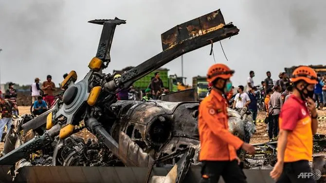 Four soldiers killed in helicopter crash in Indonesia