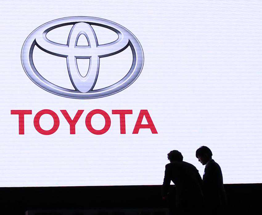 Toyota chief promises shareholders profits despite pandemic