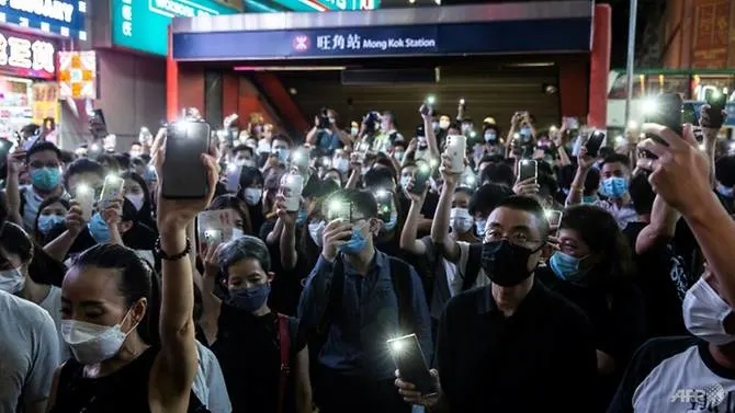 Hong Kong officer reprimanded for 'I can't breathe' remark