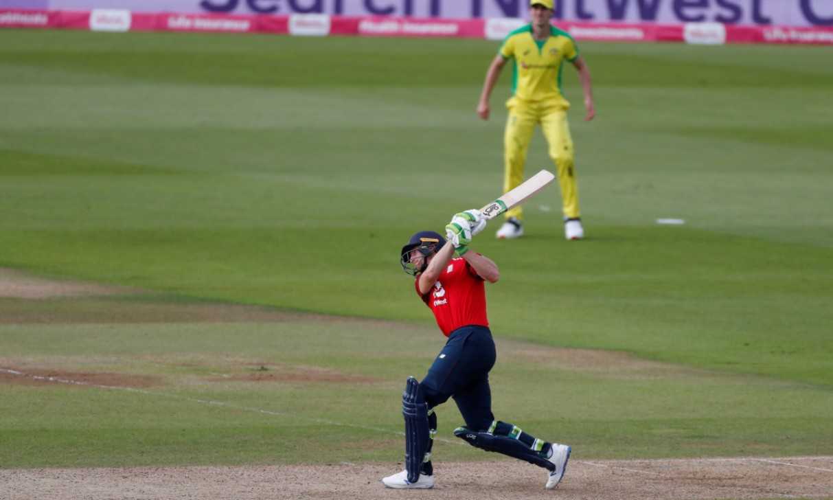 Buttler helps England to series-clinching win over Australia