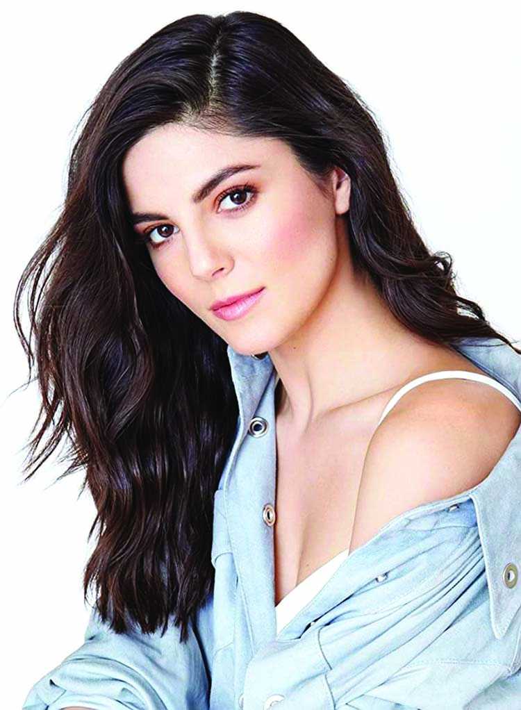 Monica Barbaro Joins Arnold in untitled series