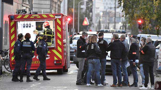 Priest shot outside French church, suspect arrested
