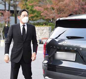 Samsung Chief to be Korea's Richest Shareholder
