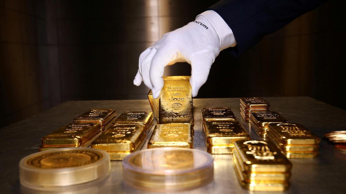 Gold price rises as Biden closes in on White House