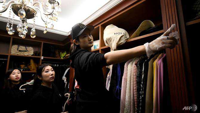 China's luxury shoppers call in the tidy teams