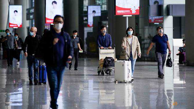 Shanghai quarantines 186 people after COVID-19 case at airport