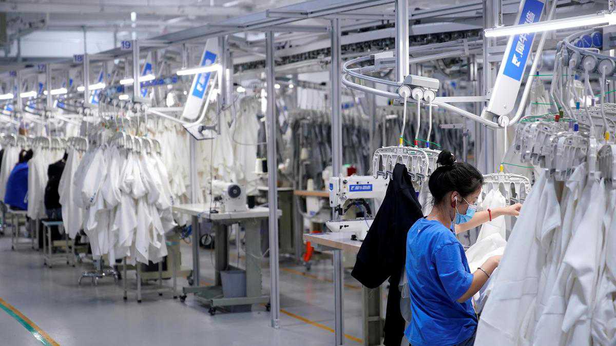 Alibaba's new smart factory makes clothes for smaller merchants