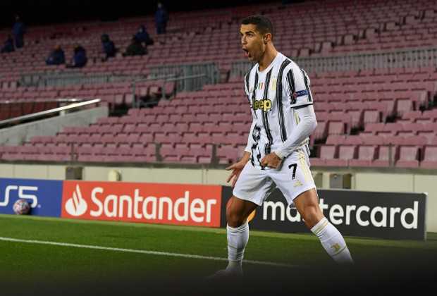 Ronaldo Outguns Messi While Juve Thrash Barca