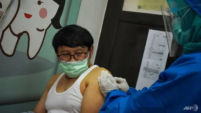 Indonesia places risky guess on Chinese COVID-19 vaccines