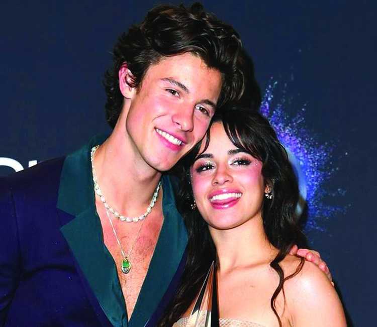 Mendes, Cabello relocating together