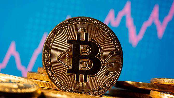 Bitcoin rallies above US$30,000 for first-time