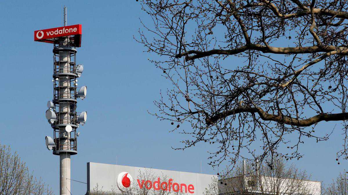 Vodafone secures licence to be Oman's third telecoms operator