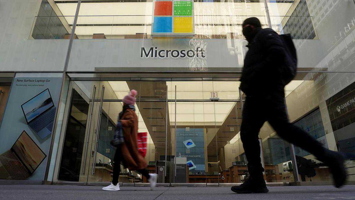 Microsoft's Q2 income climbs as Covid-19 boosts PC, gaming and cloud businesses