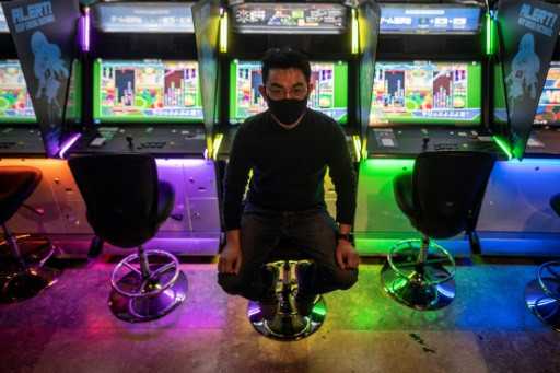Virus threatens 'game above' for Japan's arcades