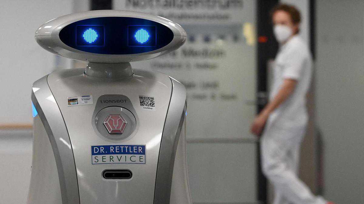 Cleaning robot entertains sufferers and staff in German hospital