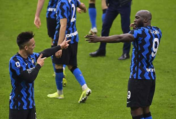Inter Open Four-Point Lead After Thrashing Milan