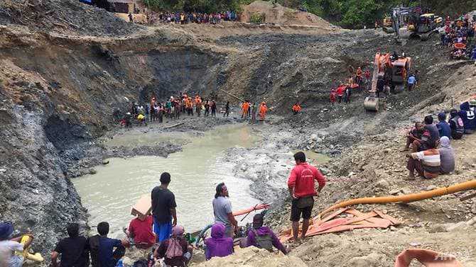 Rescuers hunt for survivors after Indonesia landslide