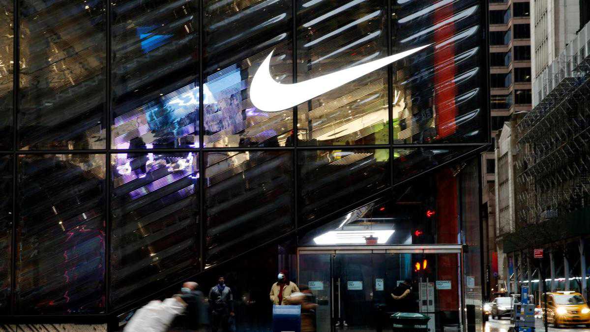 Nike replaces executive who resigned over sons sneaker reselling business