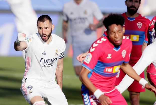 Later Benzema Brace Rescues Real's, Title Hopes