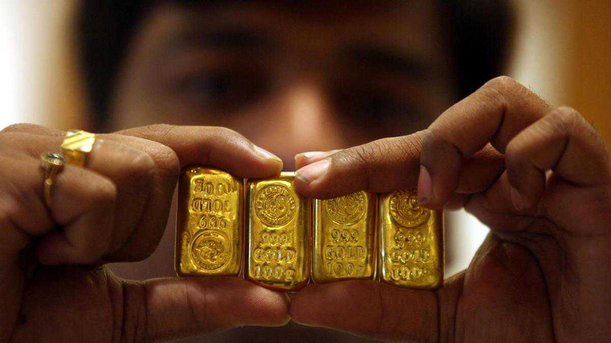Central banks add 8.8 tonnes of gold to reserves in February