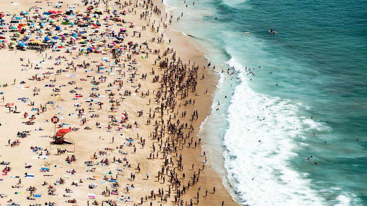 Portugal seeks to avoid summer visitor quarantines 'at all costs'