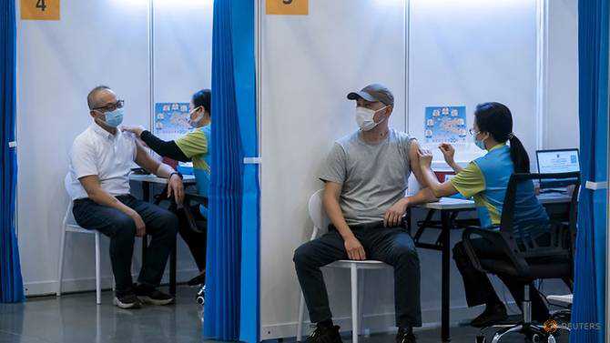 Hong Kong shortens COVID-19 quarantine for vaccinated residents