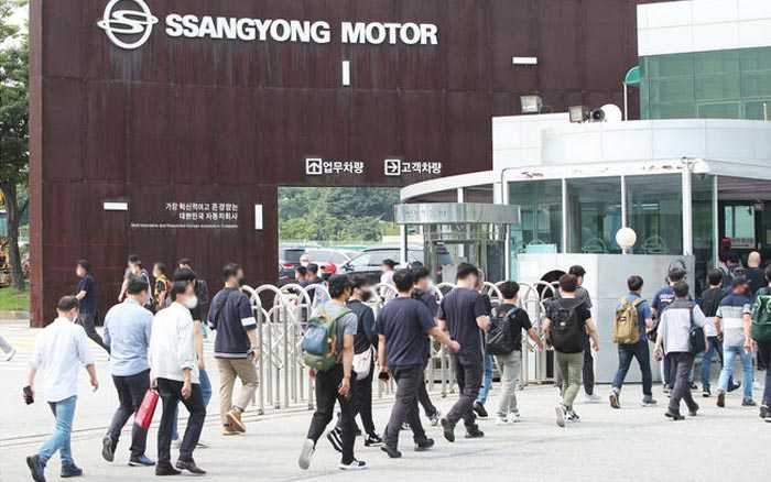 Ssangyong Workers Accept 2-Year Unpaid Leave