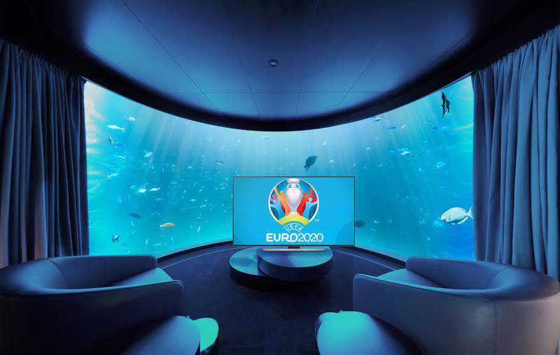 This Maldives hotel is offering football fans the chance to watch Euro final underwater