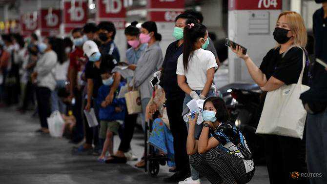 Thailand reports record number of COVID-19 cases for fourth day