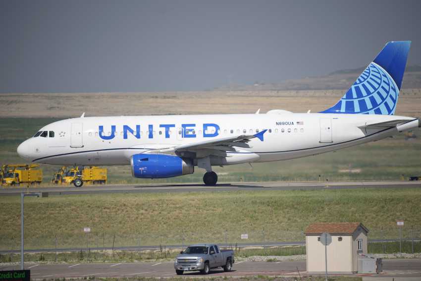 United Airlines will require U.S. employees to be vaccinated