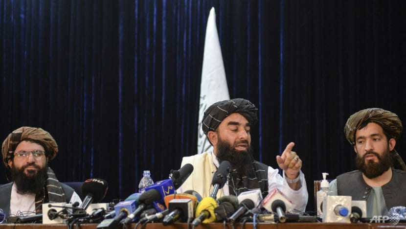 Taliban show conciliatory face at first Kabul news conference