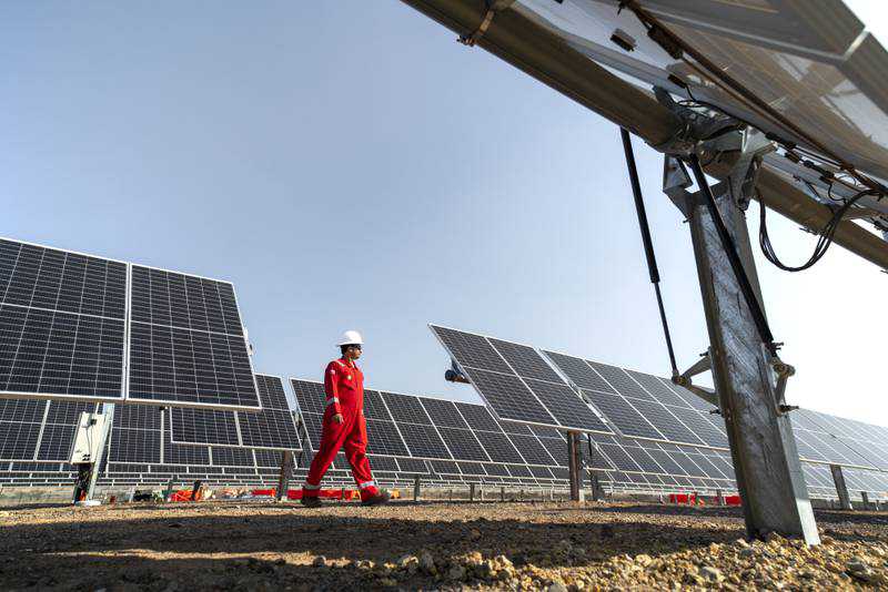 Shell plans to boost Oman renewable energy portfolio