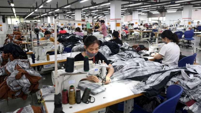 Vietnam's COVID-19 lockdown ensnares world's clothing giants