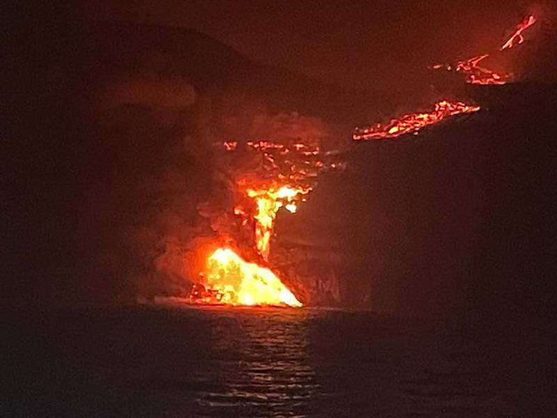 Lava from La Palma volcano reaches ocean
