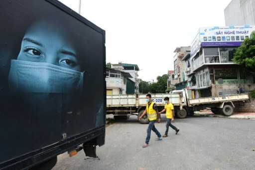 Vietnam's lockdown ensnares world's clothing giants