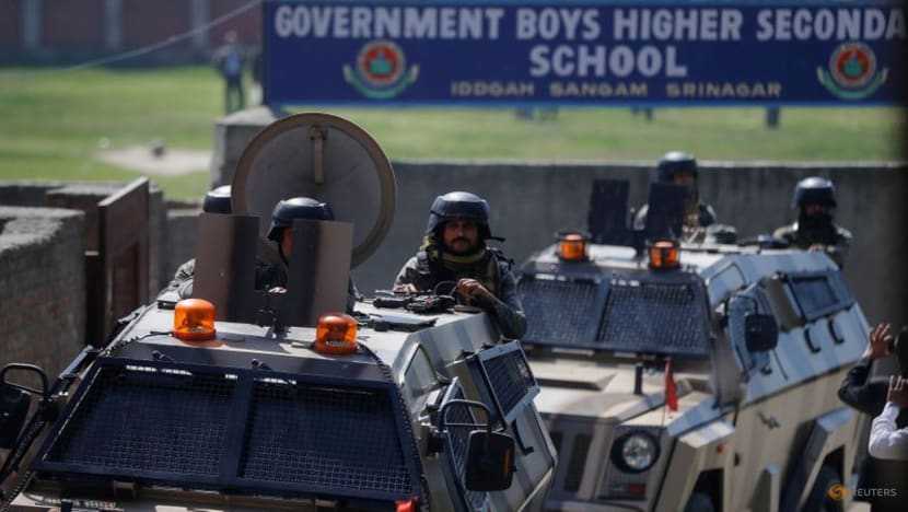 Hundreds detained in security crackdown in Kashmir-Indian police officials