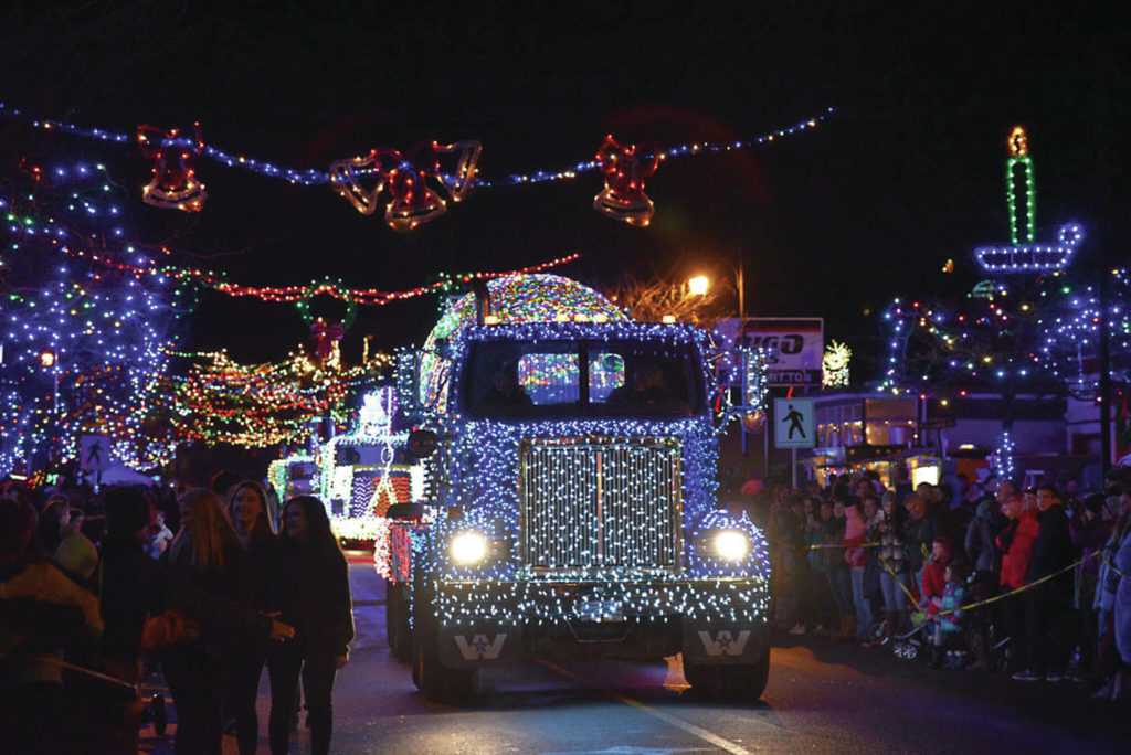 Holiday celebrations return to Greater Victoria, lighting up the community