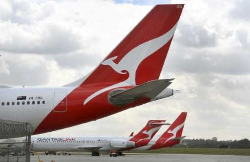 Australia lifts ban on citizens traveling overseas without permission