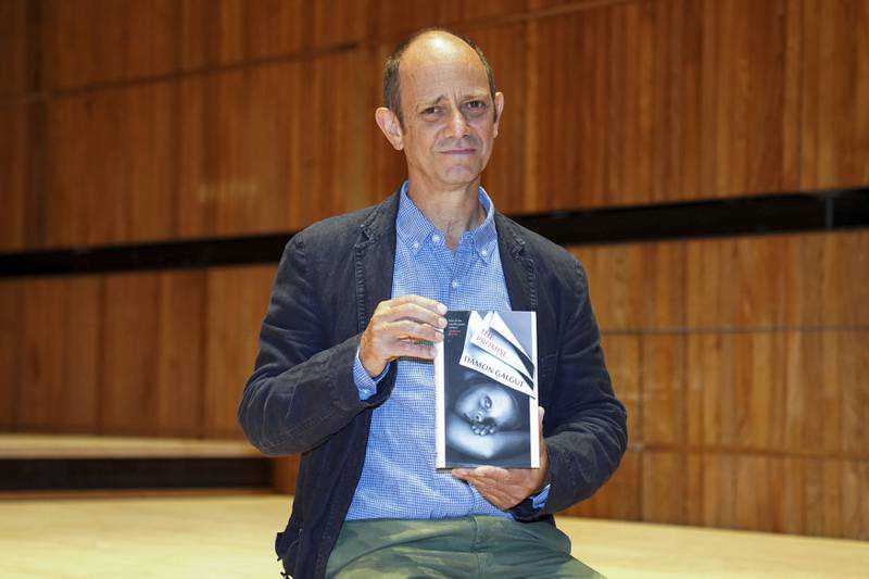 South African writer Damon Galgut wins 2021 Booker Prize for 'The Promise'