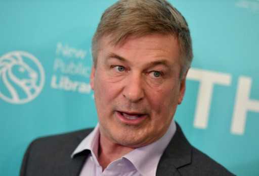 Baldwin calls for police to watch guns on set after 'Rust' death
