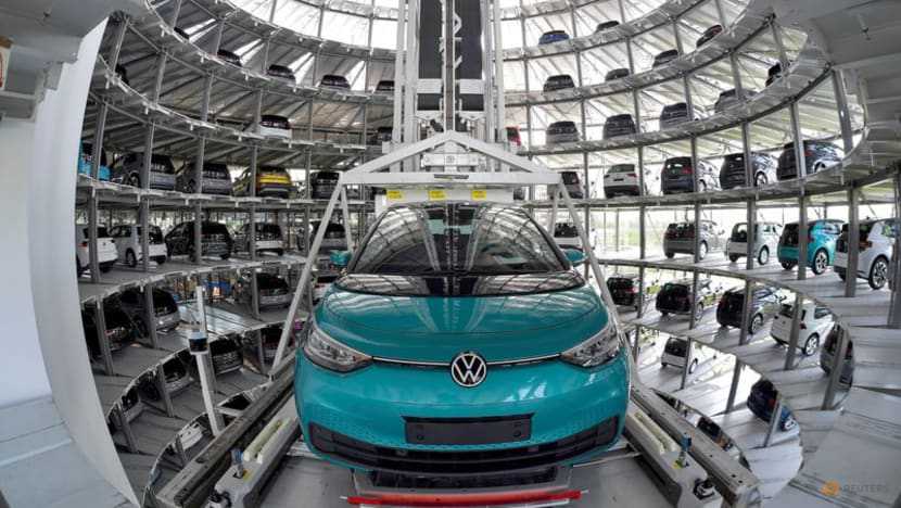 Volkswagen powers up the grid to take on Tesla