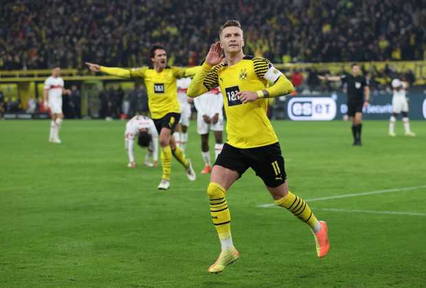 Dortmund Cut Bayern's Lead To One Point
