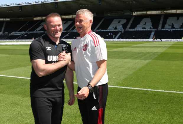 Rooney Responds To Links With Man Utd After Solskjaer Sacking