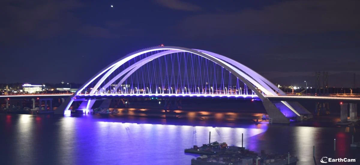 Let there be light: Bettendorf will control lights on I-74 bridge arches 
